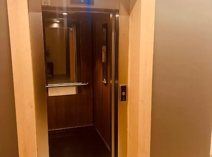 Marisabella 2 * Bari